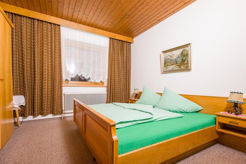 Gaestehaus Helga Scharnitz Camera foto
